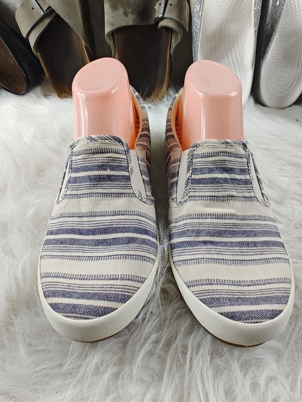 Taos Dandy White with Blue Stripe Slip-On Shoes  Canvas Casual women's size 10